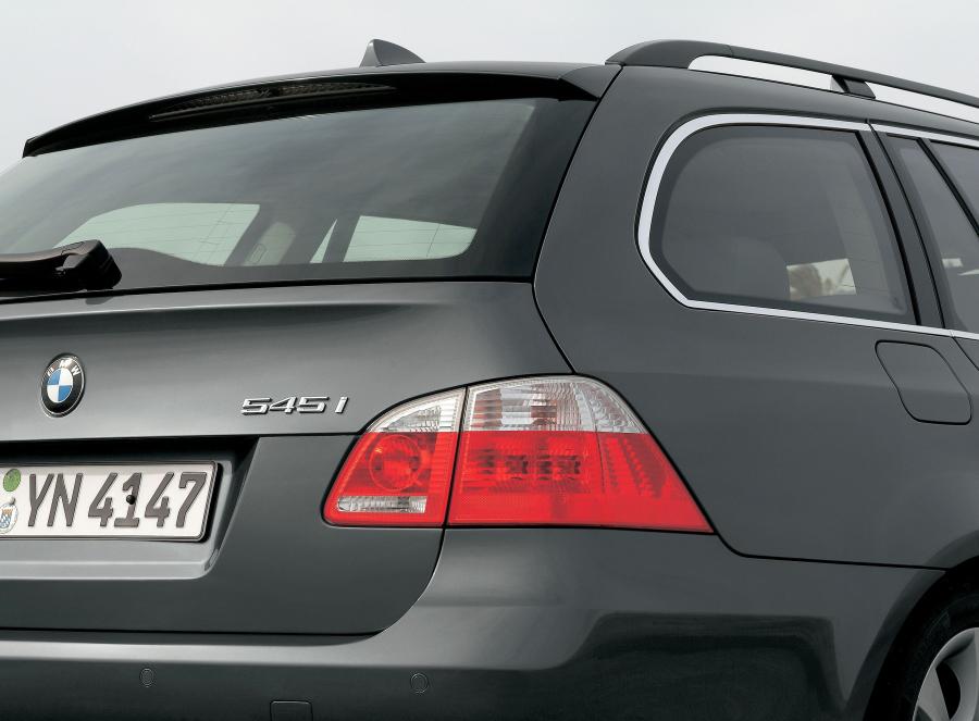 Детали экстерьера BMW 545i Touring (E61) 2004 года  (WW) (фото 29 из 42)